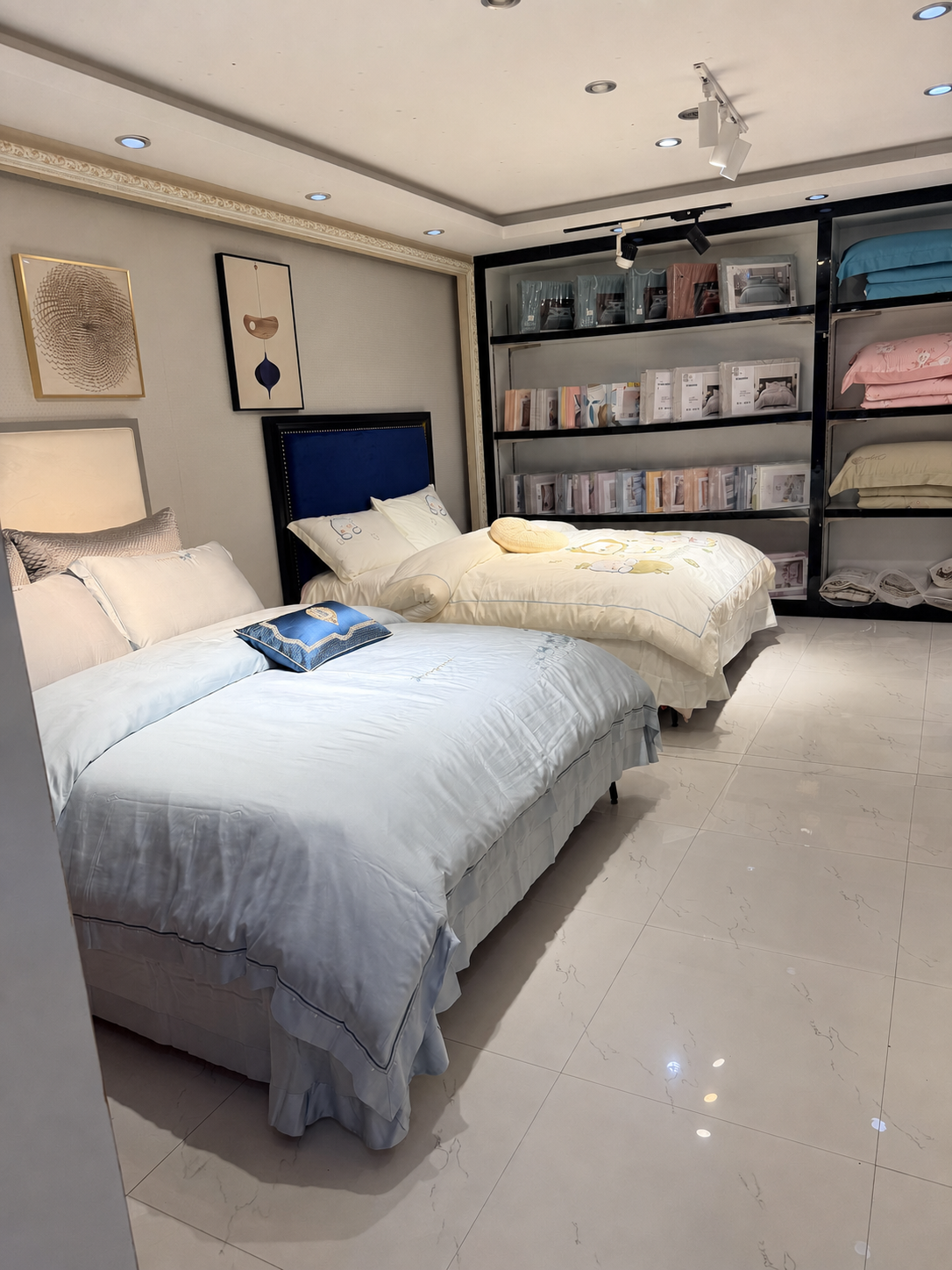 泉州鲤城区七彩家纺床品套件展厅实景
